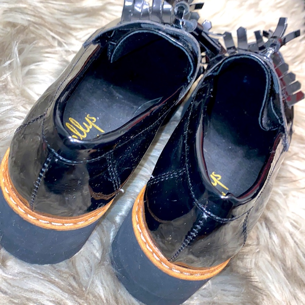Shoes - Picture 3 of 5